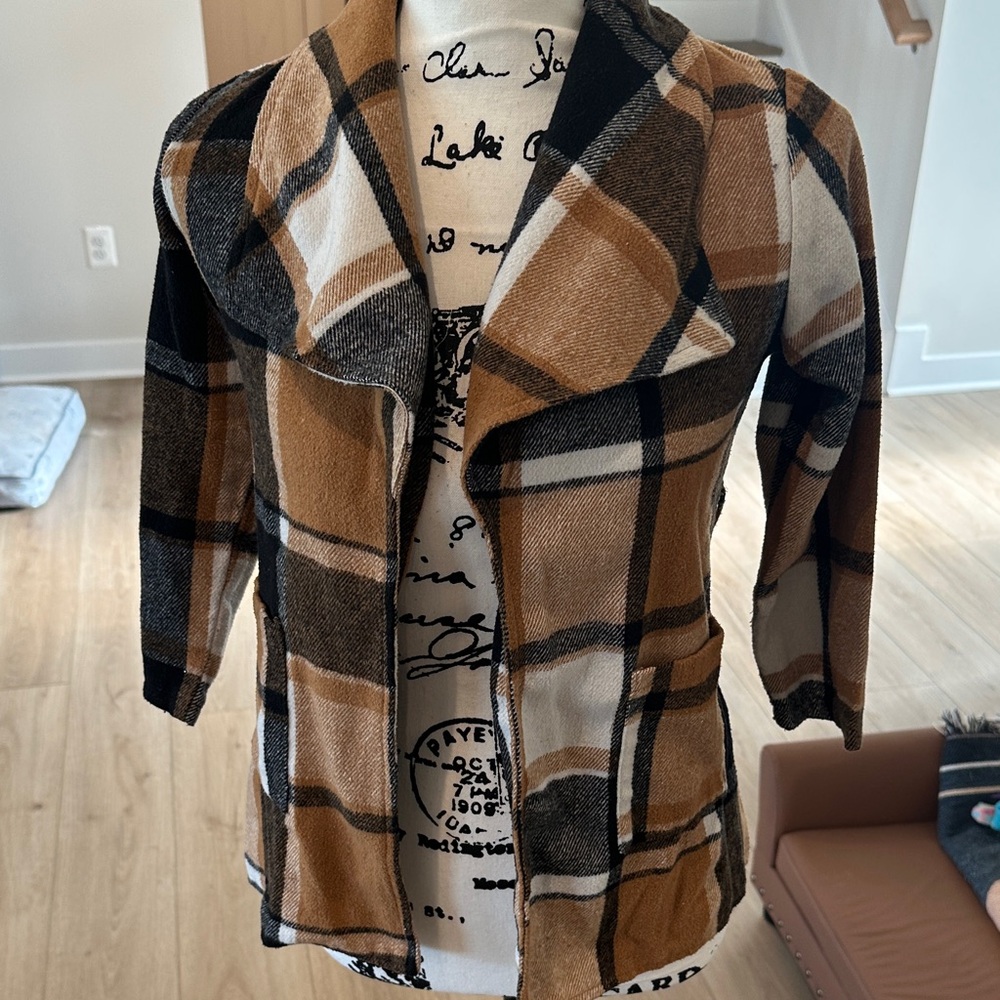 🩵SHEIN Black and Tan Plaid Kids Open Blazer